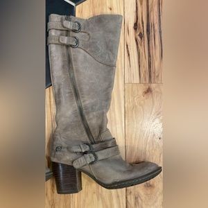 Born Boots 7 / 38
